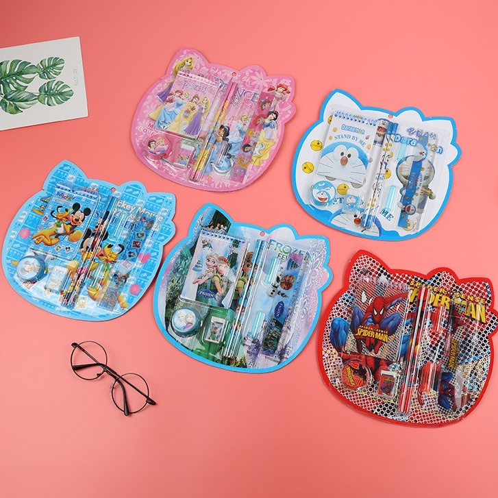 🌸Bộ Bút chì, thước kẻ, gọt bút, tẩy chì,sổ ghi chú xinh xắn hình dáng người nhện doremon mickey elsa cho bé