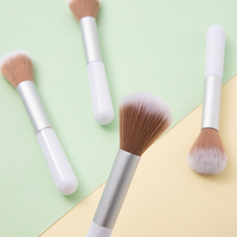 Cọ Trang Điểm Chuyên Nghiệp Dùng Tán Phấn Nền/Phấn Phủ Đa Năng Tiện Dụng