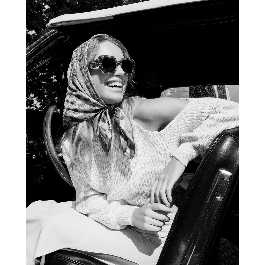 Kính mát nữ Burberry vuông BE4327 - Made in Italy