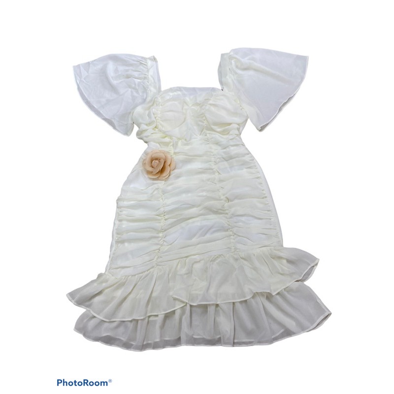 Đầm cổ vuông tay rũ voan nhún thân | BigBuy360 - bigbuy360.vn