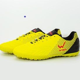 Giày đá bóng Wika Neo One phù hợp với nhiều loại địa hình đá bóng từ sân cỏ đến sân nhân tạo