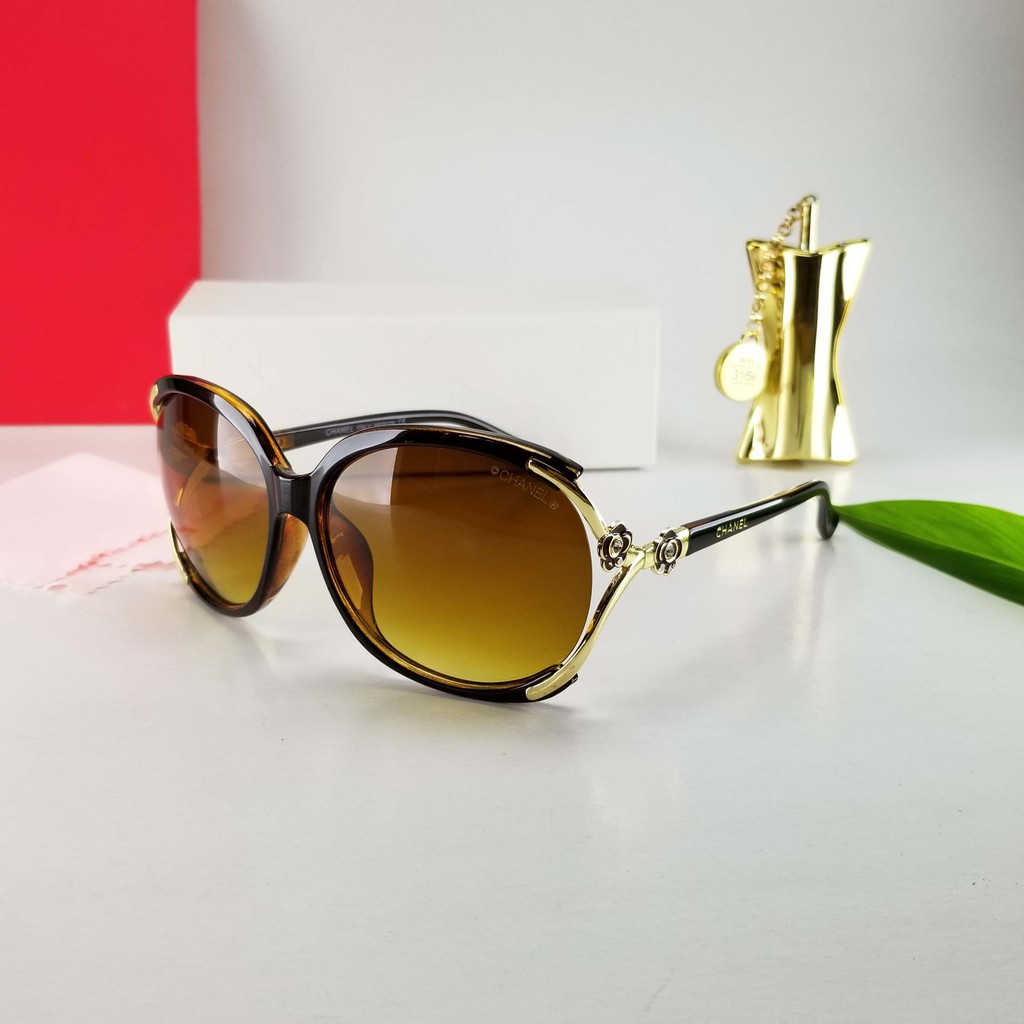 Mắt kính râm thời trang nữ màu nâu trà - Gọng ôm mặt, không kén size mặt. Chống nắng và tia UV | BigBuy360 - bigbuy360.vn