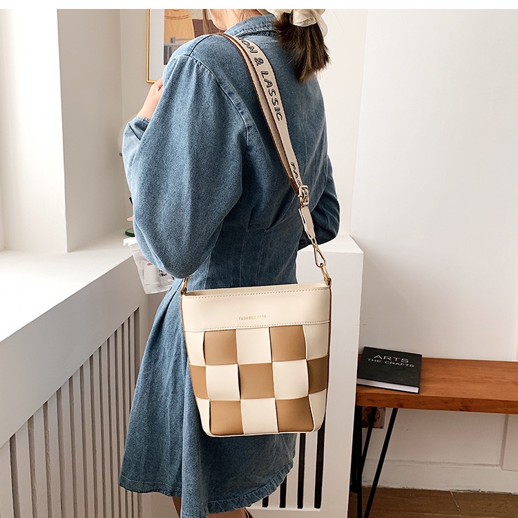 Túi Đeo Chéo Vai Vải Dệt Dây Bản Rộng Thời Trang Dành Cho Nữ