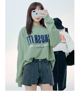 Áo thun tay dài form rộng cá tính