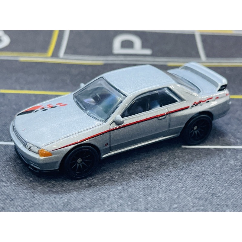 Hobby Store xe mô hình Hot Wheels Premium Nissan Skyline GT-R R32 Niismo