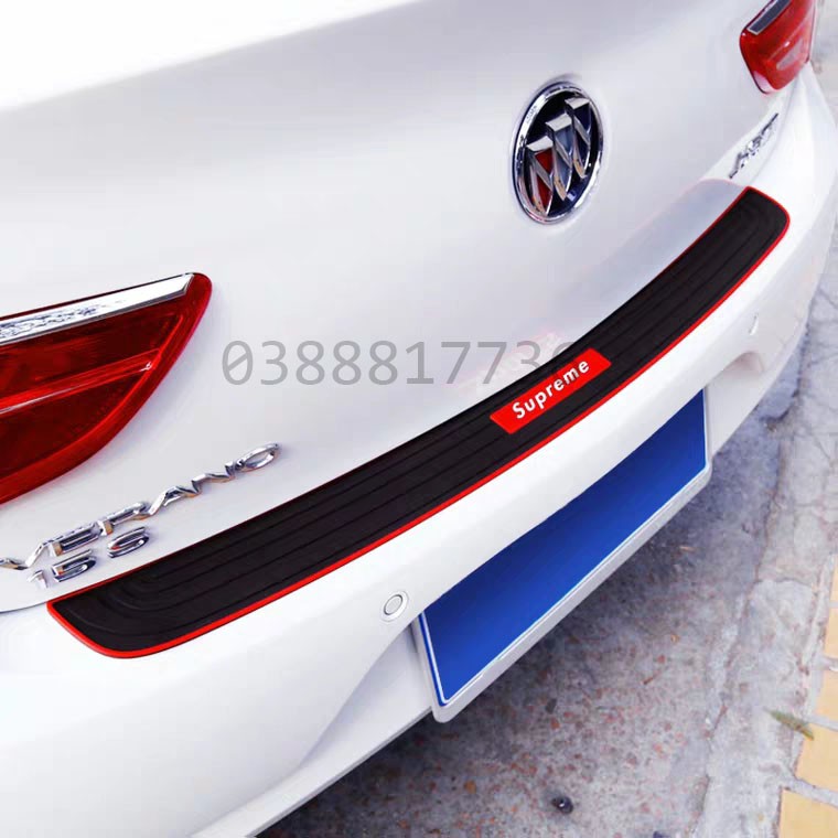 Nẹp chống xước cốp sau ô tô bằng cao su thời trang