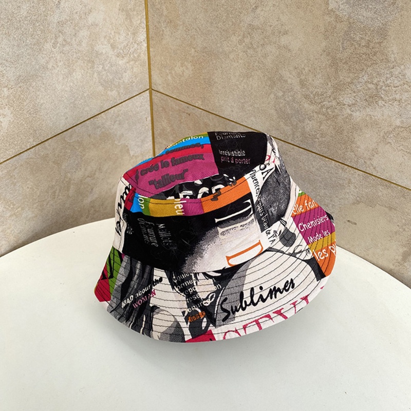 Nón Tai Bèo Họa Tiết Giấy Báo Graffiti Thời Trang Sành Điệu