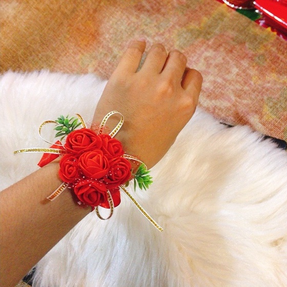 HOA ĐEO TAY CÔ DÂU - PHÙ DÂU NGÀY CƯỚI - TONY HOUSE