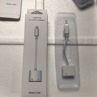 Hcm bộ chuyển đổi cổng lightning sang jack audio 3.5 chuyên dụng cho iphone7 / 7 plus/8/8 plus/ iphone x giá rẻ nhất