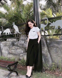 Chân váy xếp ly