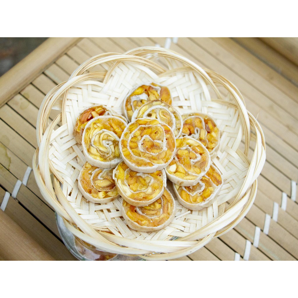 Bánh xoài cuộn Tư Bông 80g - món ăn vặt chua ngọt hấp dẫn từ Đồng Tháp