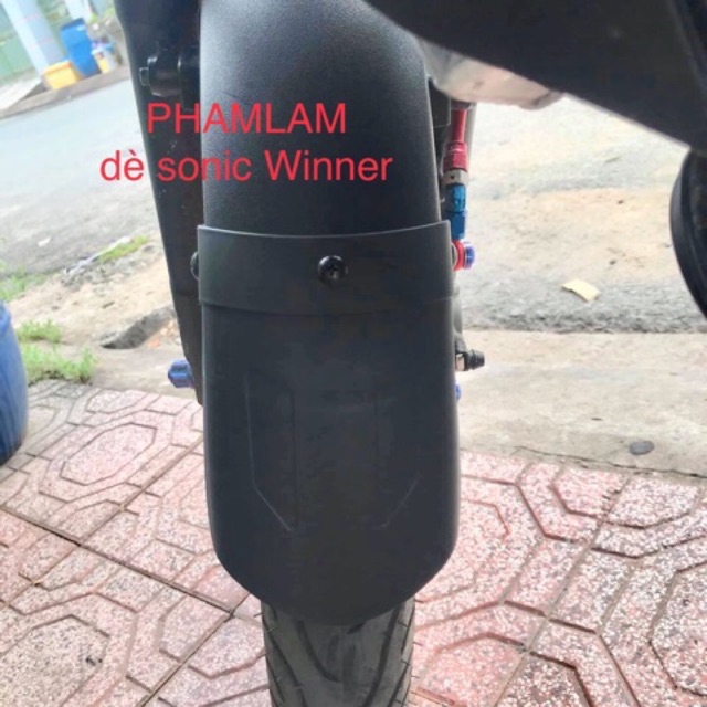 Chắn bùn dè trước Sonic Raider Winner Winner x ( TẶNG KÈM NÚT BẤM )