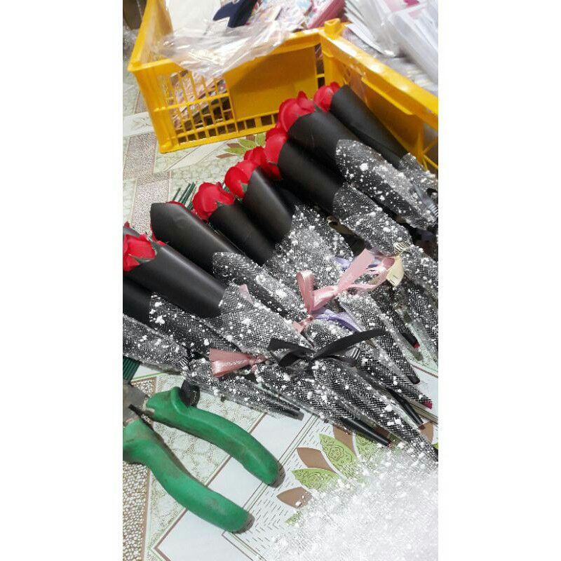 Giấy tuyết bó hoa