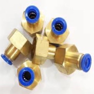 Ren trong 21 ra 8 gắn ống phun sương 8 li