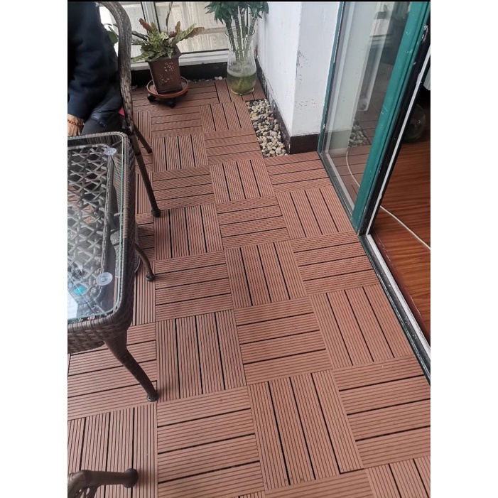 Tấm Nhựa Lót Sàn Ban Công - Nhà Tắm -Vỉ Nhựa Lót Sàn Bể Bơi, Sân Vườn, Sân Thượng