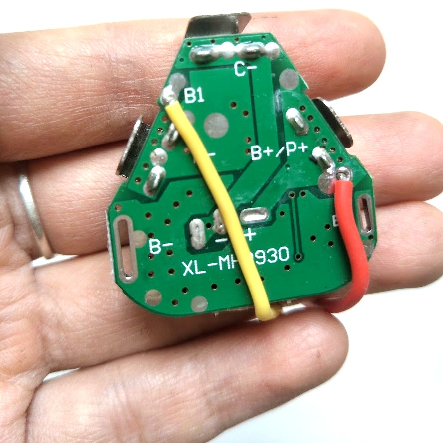 Mạch bảo vệ pin cho máy khoan pin 12v pin tam giác 3s Voto