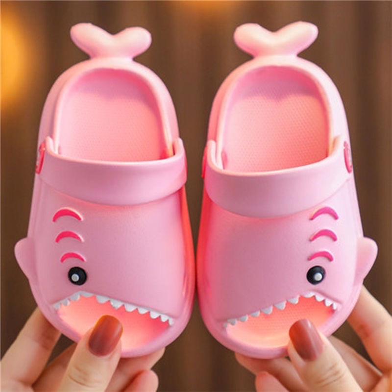 Dép Sục Cá Mập Baby Shark Cho Bé [HÀNG CAO CẤP], siêu nhẹ, chống trơn trượt