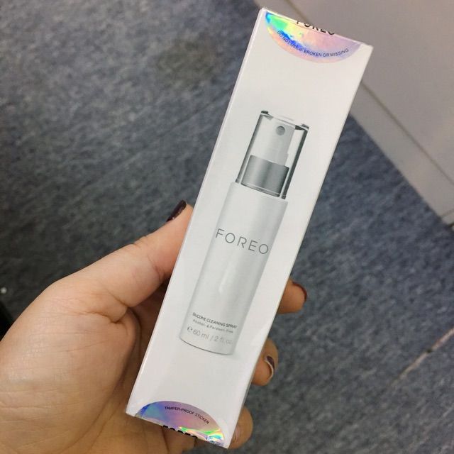 Xịt vệ sinh máy Foreo Silicone Cleansing Spray