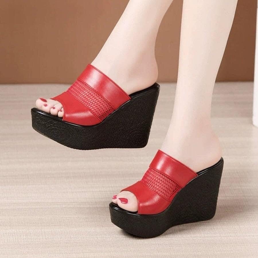 Dép xuồng phối lưới