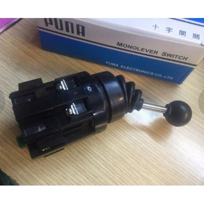 Công tắc hành trình gạt 4 nấc nhả và giữ