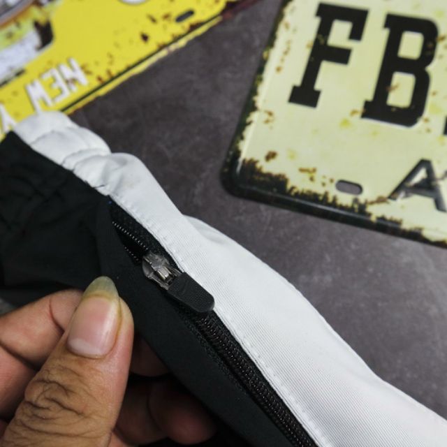 Quần thể thao đen phối trắng dành cho nam cực đẹp | BigBuy360 - bigbuy360.vn