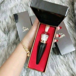 Son louboutin diva velvet matte 505M