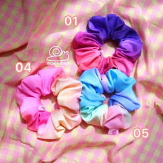 Scrunchie hoạ tiết cầu vồng và ombre