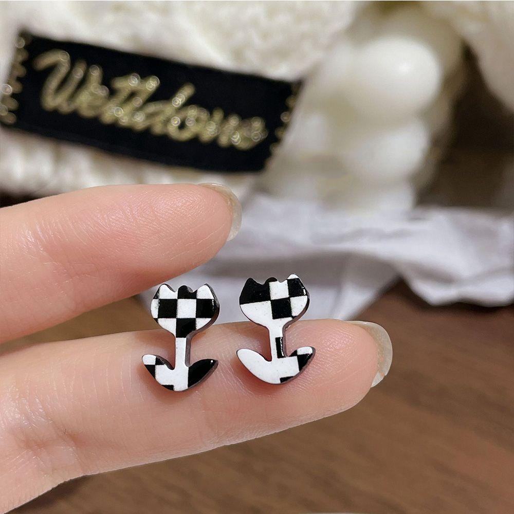 QQMALL Khuyên Tai Xỏ Hạt Nhựa Resin Phong Cách Hàn Quốc Ngọt Ngào Dễ Phối Đồ Dành Cho
