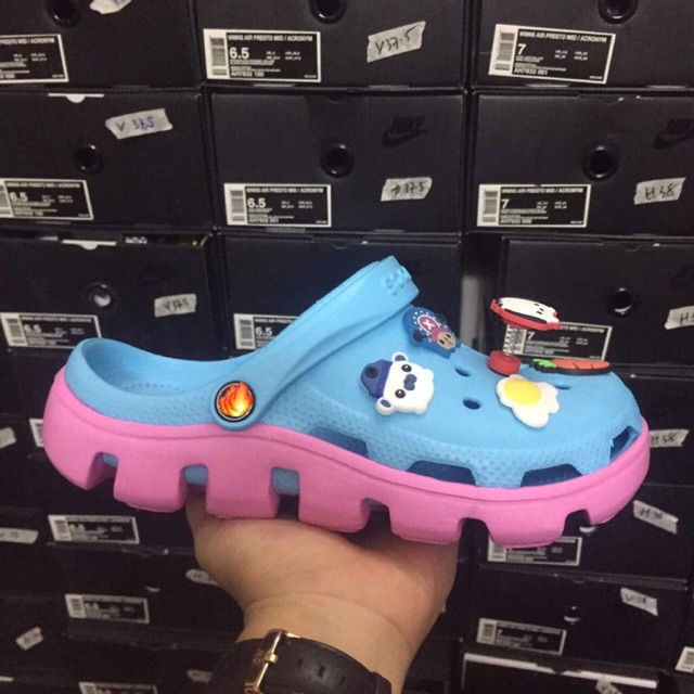 [Hộp cá sấu +Tặng 12jb + Sẵn Hàng đẹp nhất)20 màu + Ảnh thật Dép Xục Nam Nữ đi mưa thời trang | BigBuy360 - bigbuy360.vn