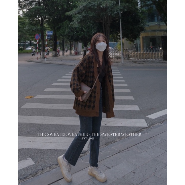 [Mã SKAMPUSH11 giảm 10% đơn 200k] Áo khoác cardigan HOẠ TIẾT dáng dài 2 màu BE/NÂU ( Ảnh thật ) | BigBuy360 - bigbuy360.vn