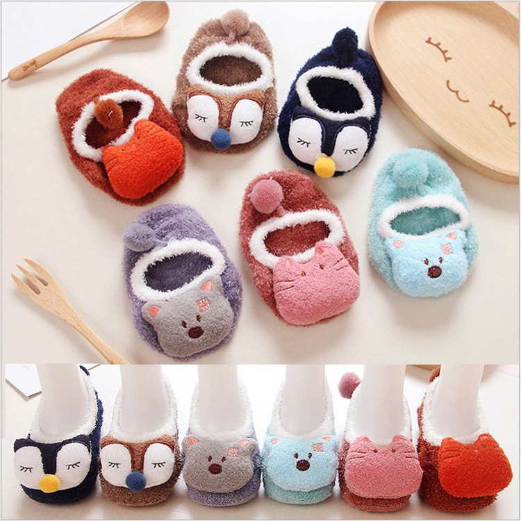 Vớ KokoroCare YQ-02 S/M cho bé 0-3T chống trượt mang trong nhà kiểu thú bông 3d