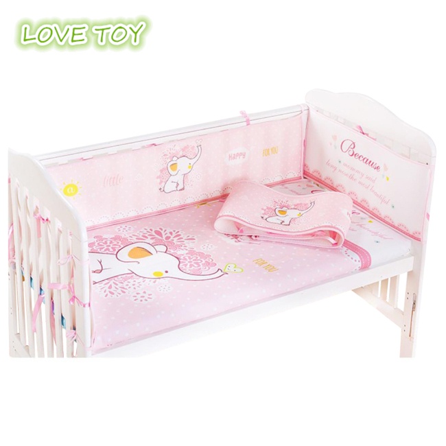 Set 4 đệm lót nôi em bé thoáng khí chống va chạm in hình hoạt hình
