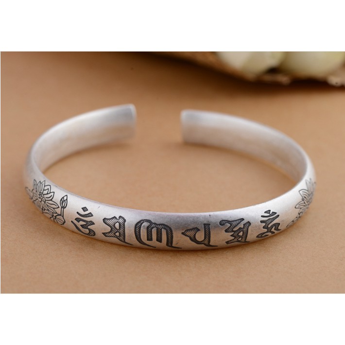 VÒNG TAY KHẮC OM MANI PADME HUM TÂY TẠNG - VT240
