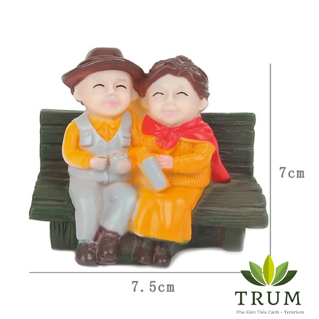 Mô Hình Ông Bà Ngồi Ghế Công Viên phụ kiện trang trí bánh kem