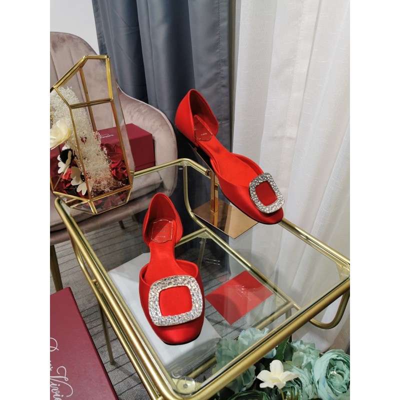giày búp bê mũi tròn Roger vivier chips mặt vuông đính đá cao cấp
