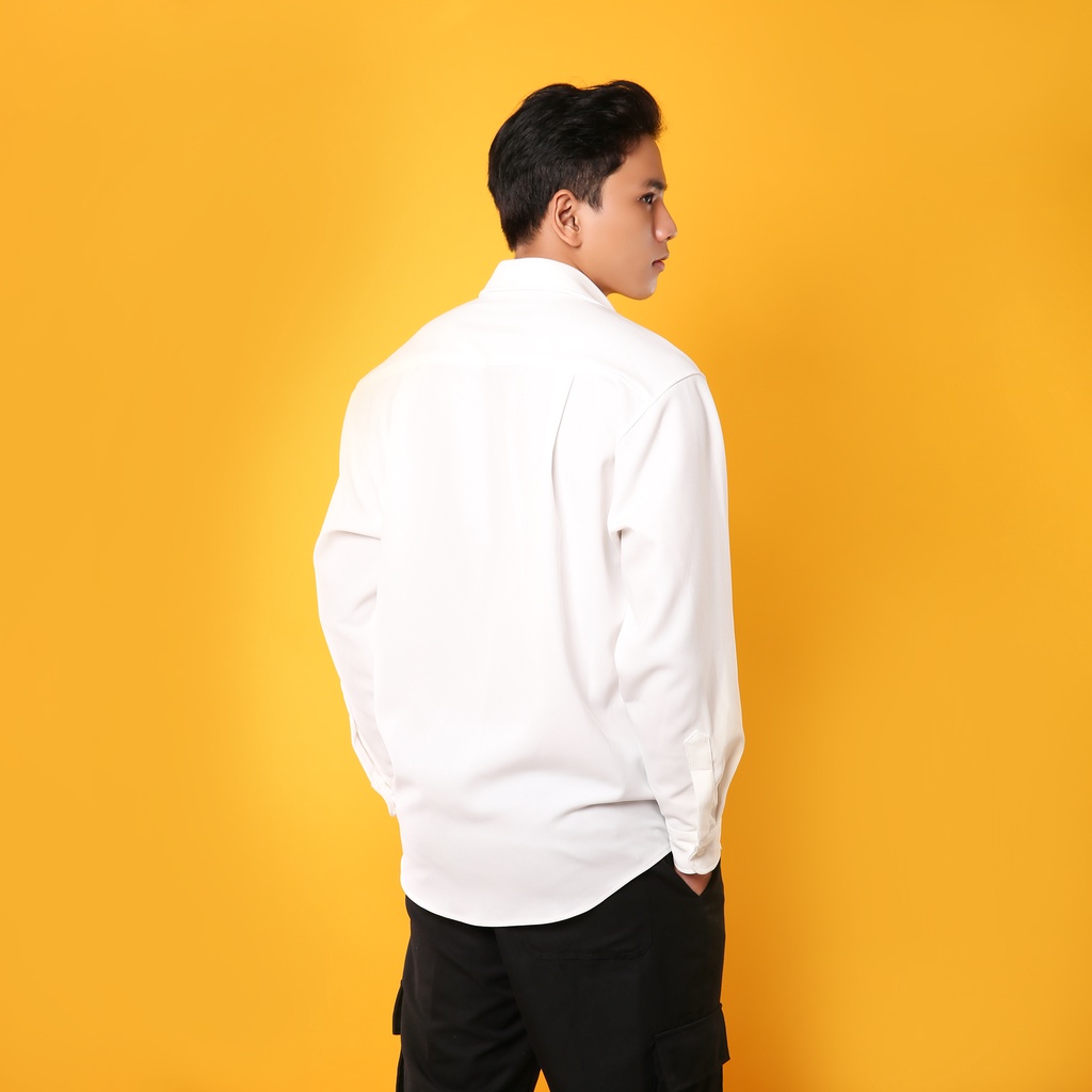 ÁO SƠ MI TÚI HỘP TAY DÀI TRẮNG ĐEN FORM RỘNG THOÁNG MÁT| GIRAN