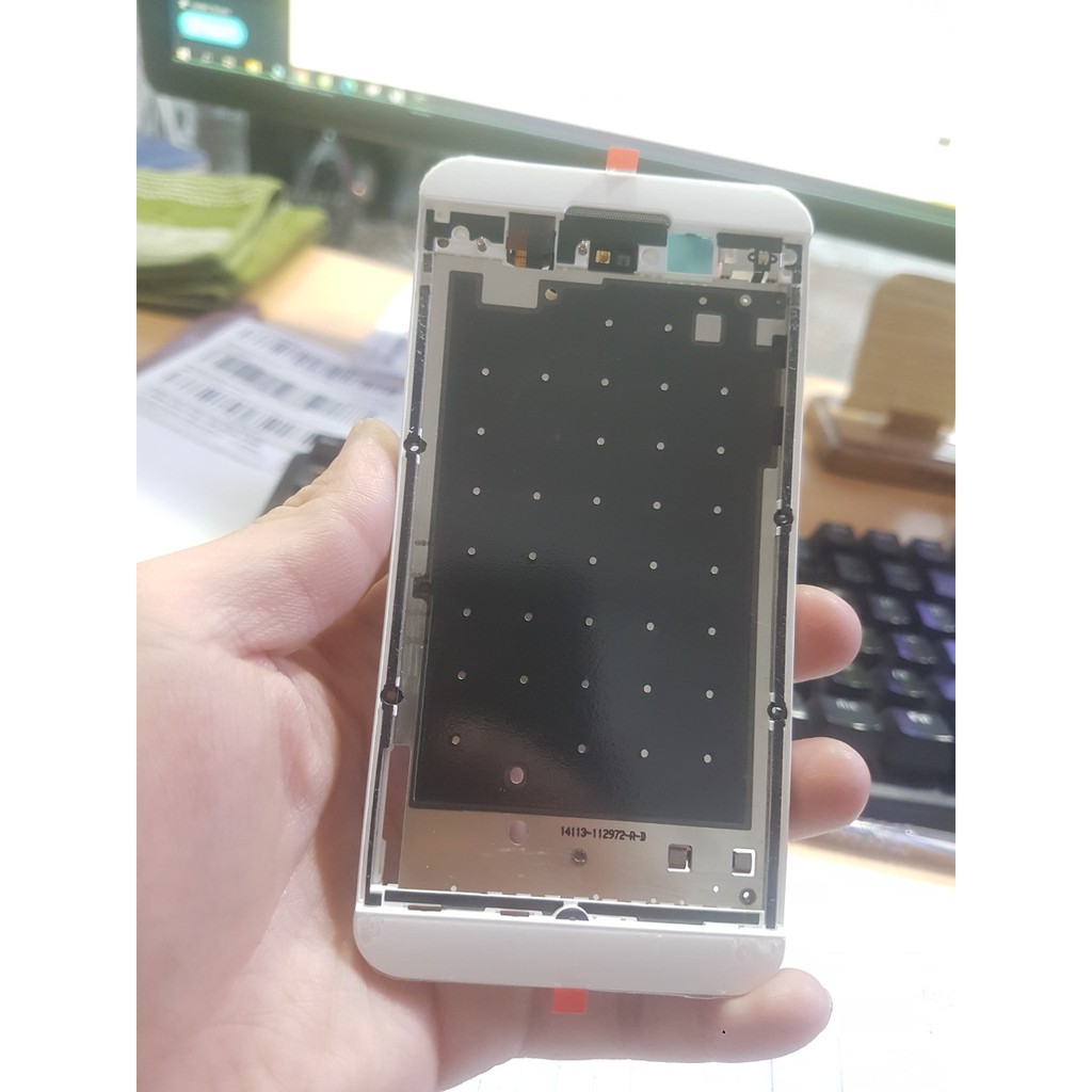 KHUNG SƯỜN ĐIỆN THOẠI Z10 BLACKBERRY | BigBuy360 - bigbuy360.vn