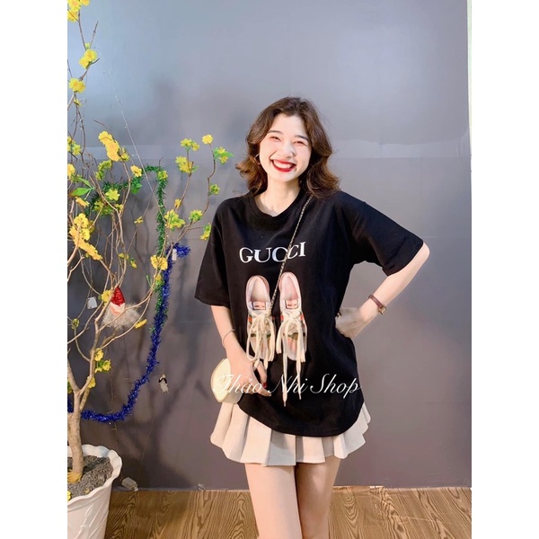 Set váy tennis trắng + tshirt gu xì