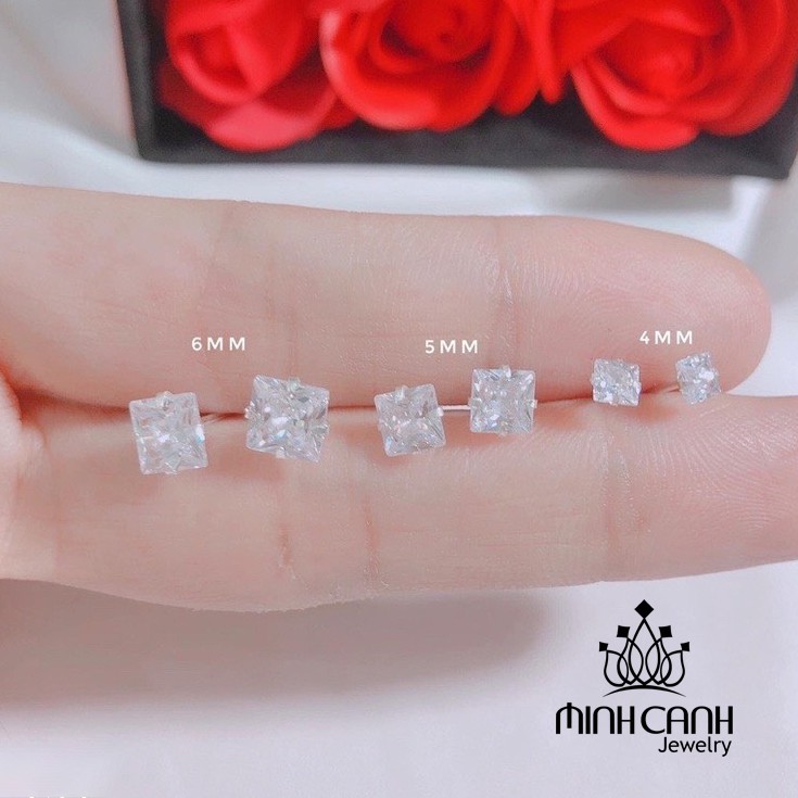 Khuyên Tai Bạc Ta Nụ Đá Vuông - Minh Canh Jewelry