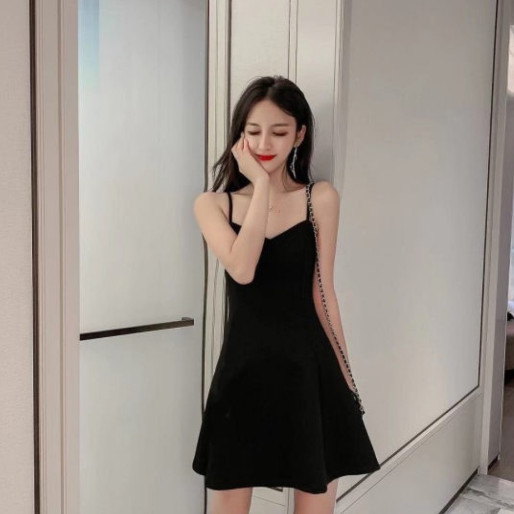 Đầm nữ, đầm hai dây trơn cổ chữ V, dáng đuôi xòe thiết kế thời trang cho nữ ATILA.SHOP | BigBuy360 - bigbuy360.vn