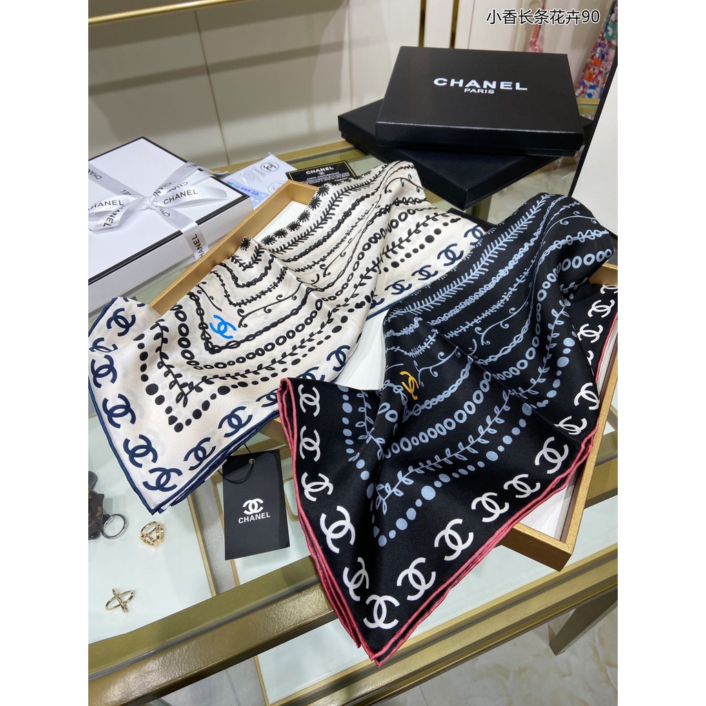 Khăn Choàng Lụa Vuông In Họa Tiết Cổ Điển Sang Trọng Dành Cho Nữ