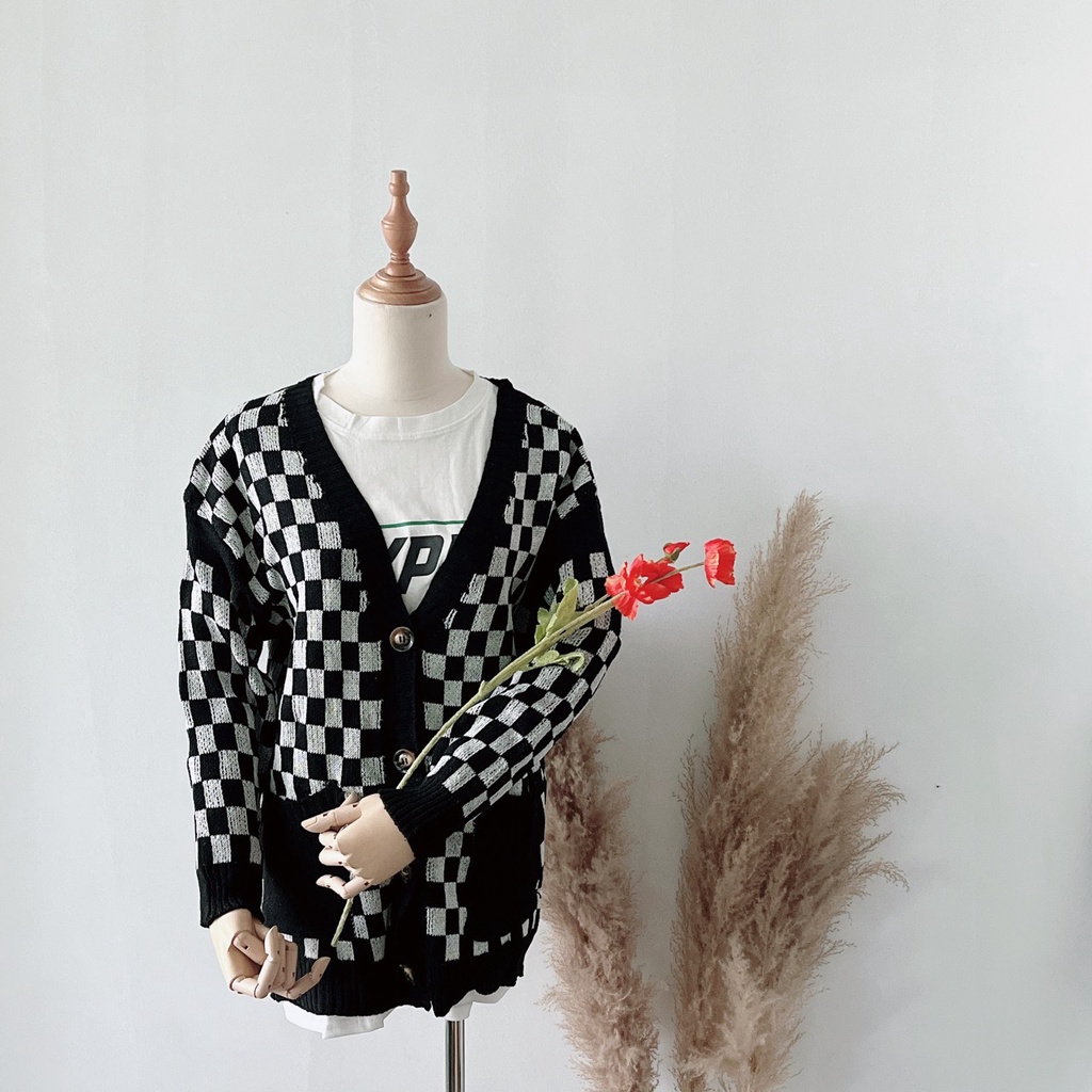 Áo Khoác Cardigan Mỏng Kẻ Ô Bàn Cờ Tay Dài ( Có kèm hình thật 2 hình cuối) Smide Clothing