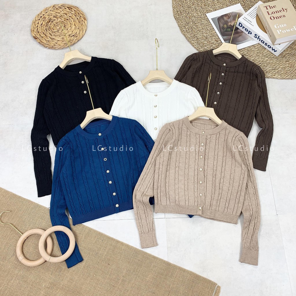 Áo len thừng crop top dài tay em về mẫu khuy ngọc rùi ạ, chất len mềm mướt, dầy dặn đẹp mê luôn👍