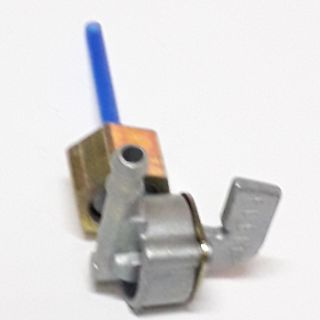 Khóa xăng xe CD xanh