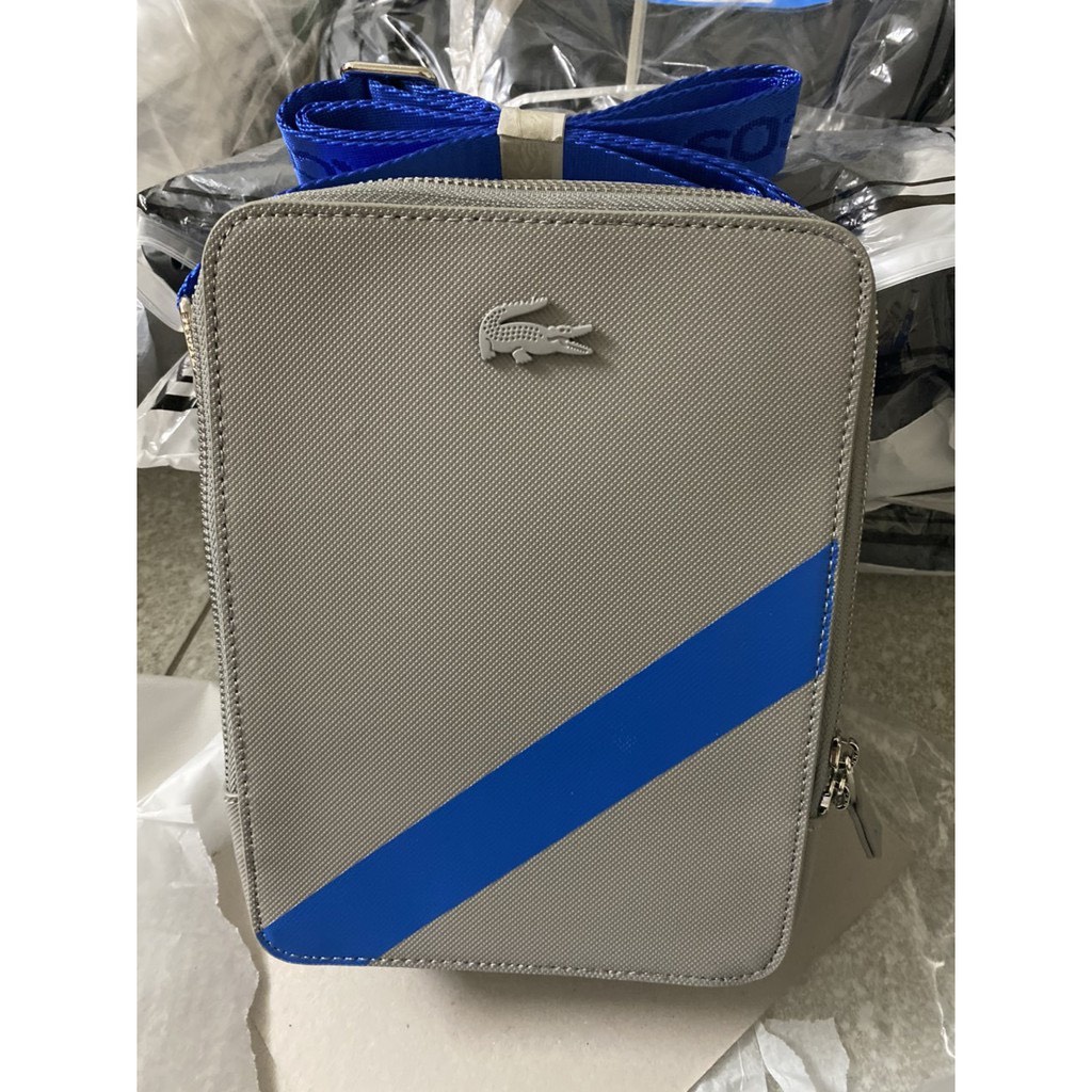 Túi đeo chéo lacoste