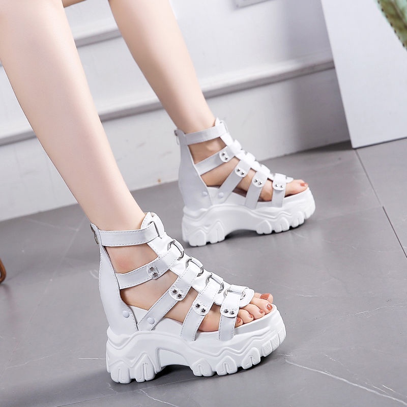 Giày Sandal Đế Xuồng Dày Hở Lỗ Thời Trang Mùa Hè Phong Cách La Mã Mới Dành Cho Bạn Nữ