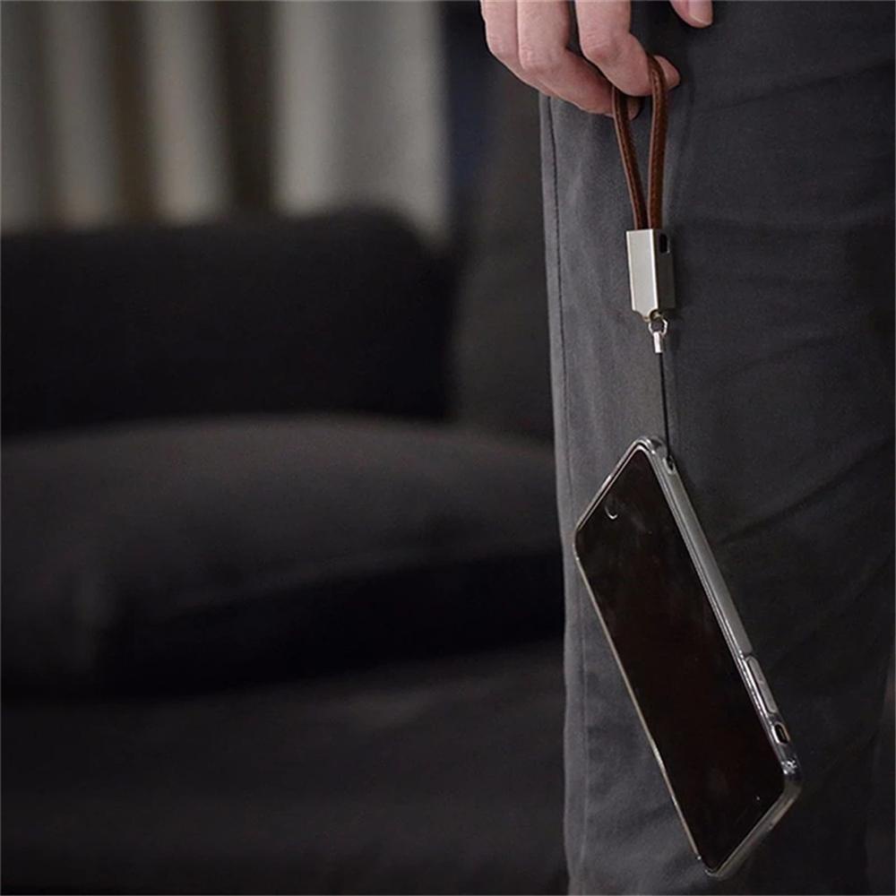 Cáp Sạc Micro USB Gắn Móc Khóa Tiện Lợi Cho Điện Thoại iPhone