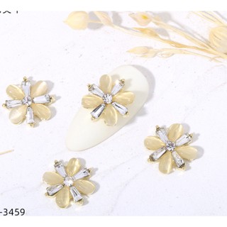charm hoa trang trí nail