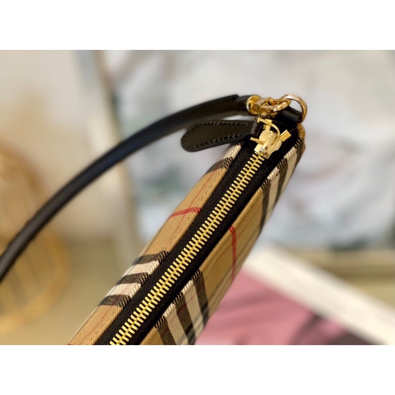 Túi đeo vai/ túi kẹp nách nữ Burberry BBR cao cấp thiết kế đơn giản sang trọng