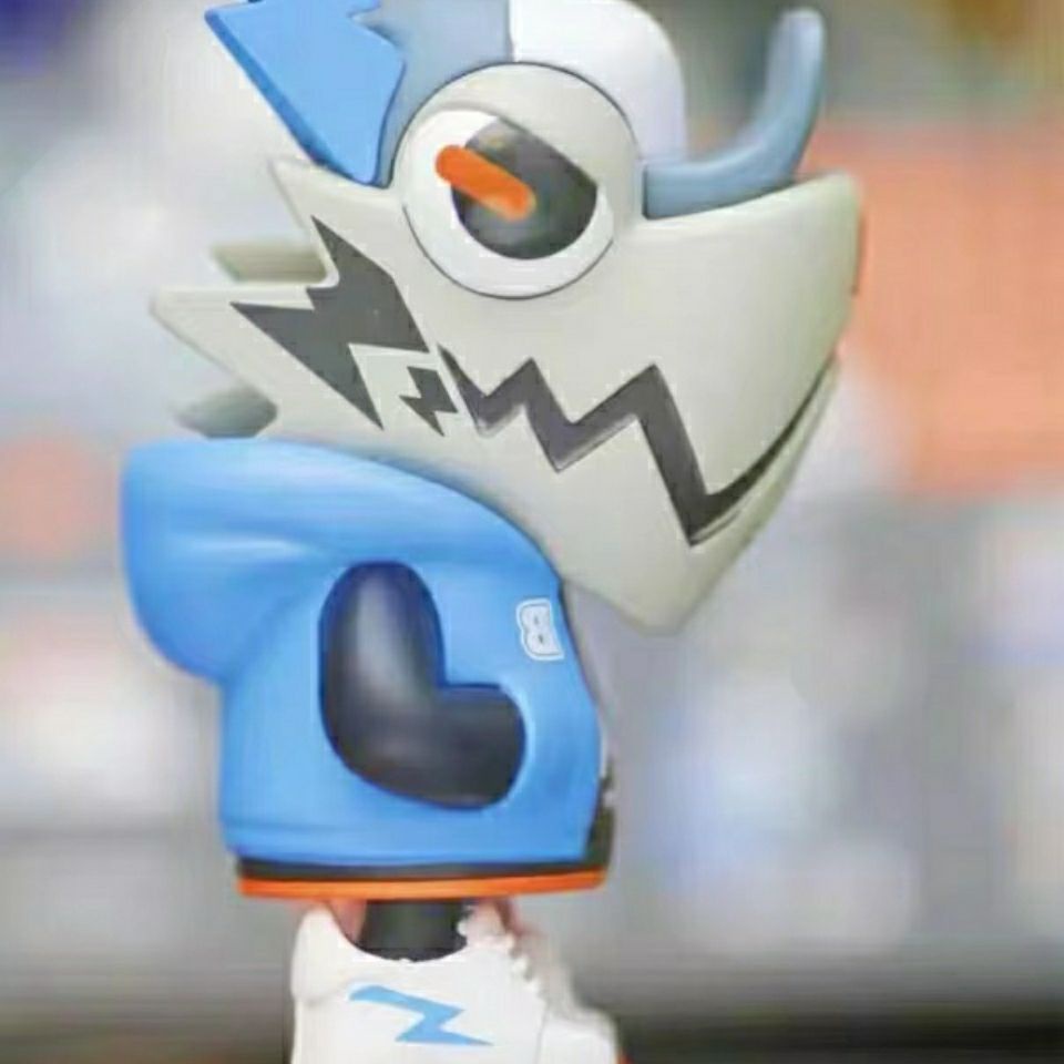 Đồ trang trí Nhân Vật LAMTOYS Chameleon 6 Màu Đen